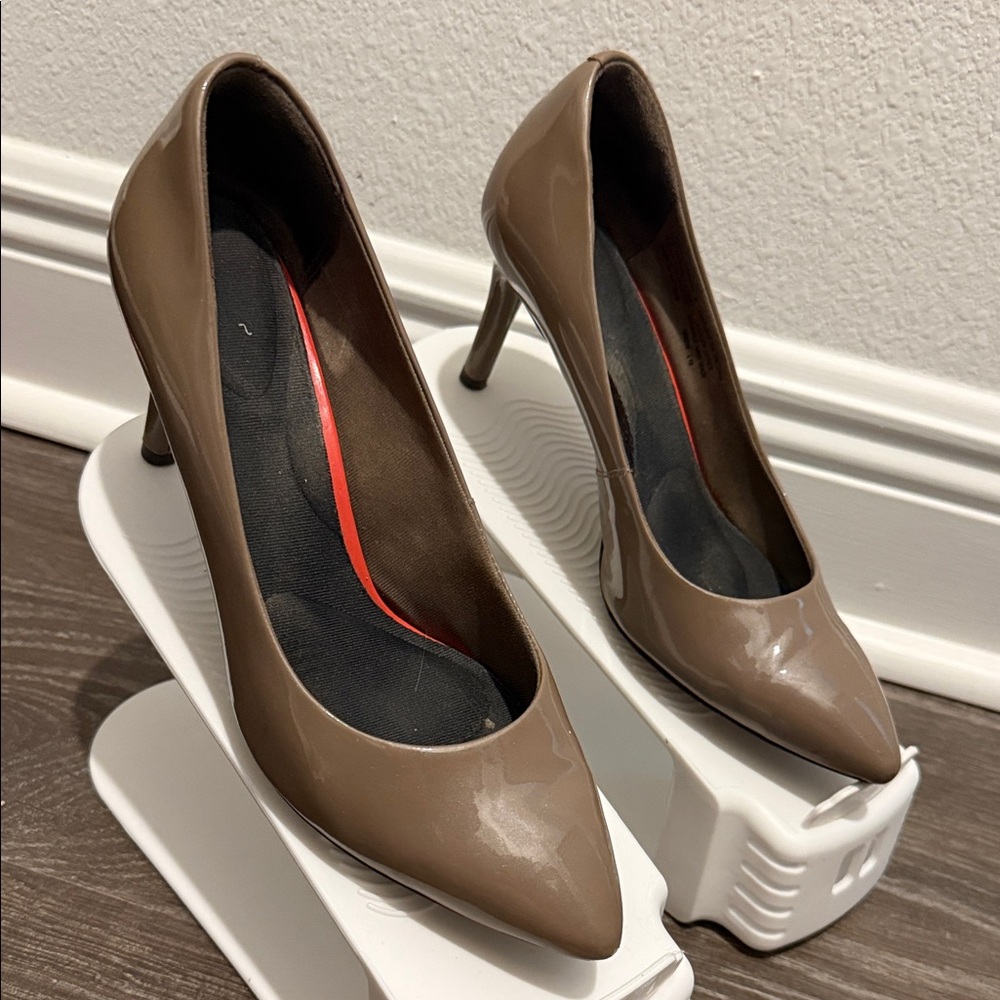 Rockport Women's Tan Heels